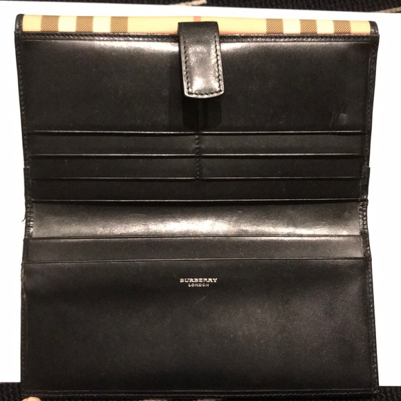 Burberry signature nova check plaid wallet - Picture 3 of 7